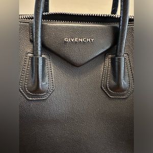 Black Givenchy Antigona